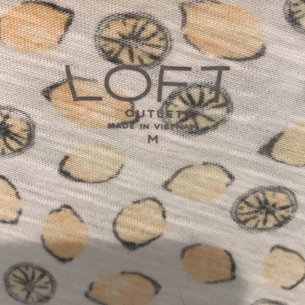 LOFT Lemon 🍋 Tee - Picture 2 of 4